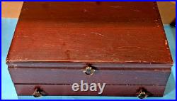 Elegant Silver Plate Oneida Community 90 Piece Set