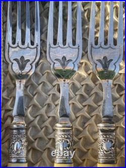 English antique bone-handled silver plate 12 piece fish cutlery set