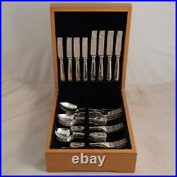 FIDDLE THREAD & SHELL United Cutlers Silver Service 44 Piece Canteen of Cutlery