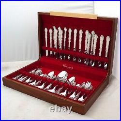 FLIRTATION Design Oneida Silversmiths Silver Service 84 Piece Canteen of Cutlery