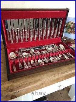 KINGS Design SHEFFIELD ENGLAND CROWN Silver Service 123 Piece Canteen of Cutlery