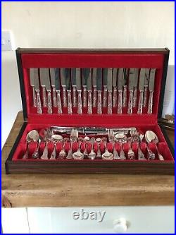KINGS Design SHEFFIELD ENGLAND CROWN Silver Service 123 Piece Canteen of Cutlery