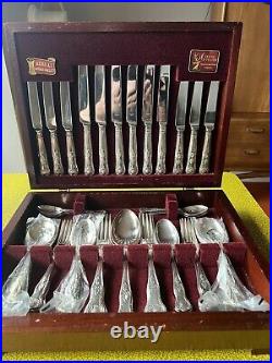 Kings pattern canteen epns A1 40 pieces Cooper Ludlam Sheffield House of Fraser
