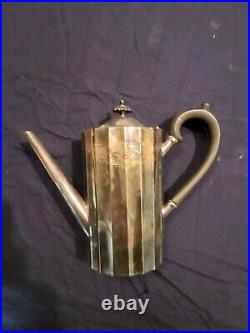 LUNT Silver Plate 5 Piece Set Coffee Pot, Tea Pot, Creamer, 2 Sugars 100-E