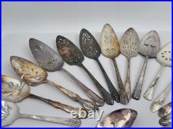 Large Lot of 19 Assorted Used Silverplate Pie Servers Lot#300