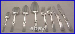 MORNING STAR Design COMMUNITY Vintage Silver Service 44 Piece Canteen of Cutlery