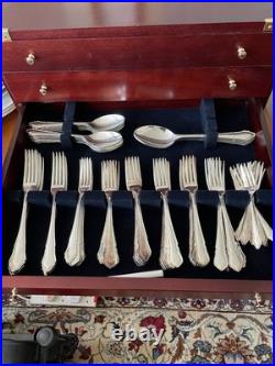 Newbridge Silverware 182 Piece Set Silver Plated Cutlery Set In Case