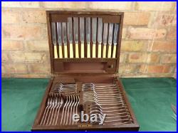 Nice Antique Mappin Webb Silver Plated 46 piece canteen cutlery Scroll Pattern