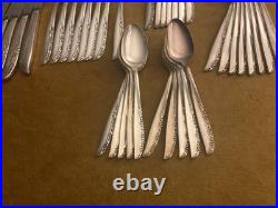 ONEIDA Ltd Wm A Rogers BRITTANY ROSE Flatware 40 Piece Set Silver Plate ONEIDA Ltd Wm A Rogers BRITTANY ROSE Flatware 40 Piece Set Silver Plate