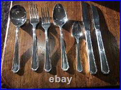 ONEIDA Seneca Design Silver Plated Service 44 Piece Canteen of Cutlery Used Once
