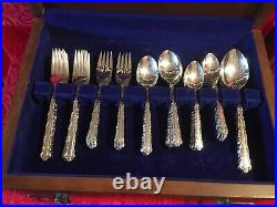 Oneida 79 Piece Cutlery Set