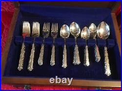 Oneida 79 Piece Cutlery Set