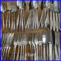 Oneida Community Carousel Silver Plated Cutlery Set 64 Pieces Vintage