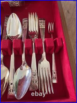 Oneida Community Cutlery Canteen, 51 Pieces Hampton Court Design