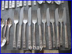 Oneida Community Plate Hampton Court 47 piece Cutlery Set