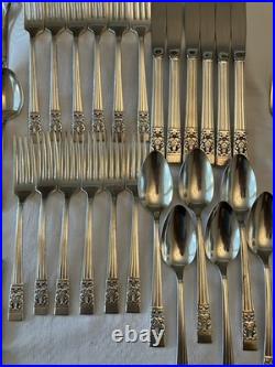Oneida Community Plate Hampton Court 66 piece Cutlery Set 6 Complete Place Set