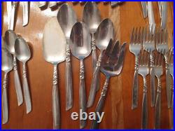 Oneida Community Silver plate South Seas pattern 99 piece set plus bonus items
