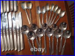 Oneida Community Silver plate South Seas pattern 99 piece set plus bonus items
