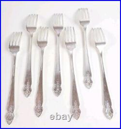 Oneida Flatware Prestige Vintage Silver Plate 50 Piece Silverware Distinction