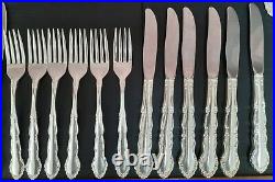 Oneida Flirtation pattern silver plated cutlery set for 6 46 pieces
