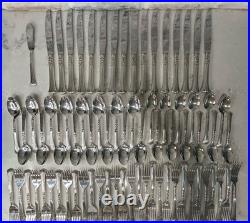 Oneida Floral Queen 1881 Rogers Silver Plate Large 75 Piece Flatware Set