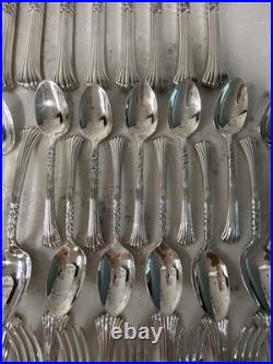 Oneida Floral Queen 1881 Rogers Silver Plate Large 75 Piece Flatware Set