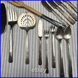 Oneida GRENOBLE Silver Plate Prestige Silverware Flatware 28 pieces