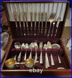 Oneida Nobility Plate CAPRICE Silver Plate Flatware Set 73 Piece Orig. Box