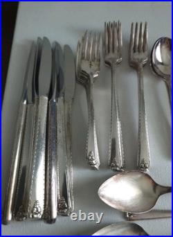Oneida Prestige Silver Plate 1945 Bordeaux 81 Piece Silver Plate Serving Set