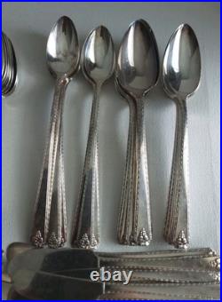 Oneida Prestige Silver Plate 1945 Bordeaux 81 Piece Silver Plate Serving Set