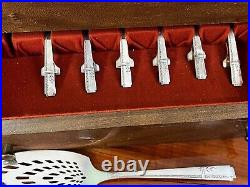 Oneida Prestige Silver Plate Flatware Set 1938 Grenoble 98 Pieces w Silver Chest