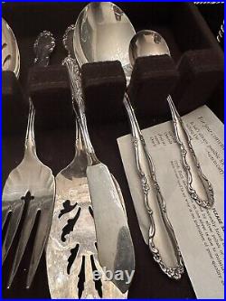Oneida Rogers Silver Plate FLIRTATION 68 Piece Service For 8