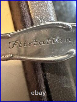 Oneida Rogers Silver Plate FLIRTATION 68 Piece Service For 8