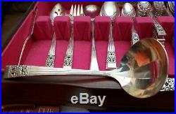 Oneida community coronation silverplated flatware 75pc. Set for 12(extra pieces)