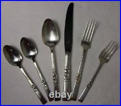 Oneida silver MORNING STAR silverplate 77-piece SET SERVICE for 12 + 5 Serving