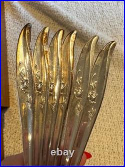 Rogers Bros 80 piece silver plate Magic Rose 12-place flatware set with chest
