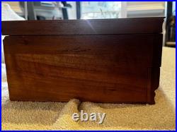 Rogers Bros 80 piece silver plate Magic Rose 12-place flatware set with chest