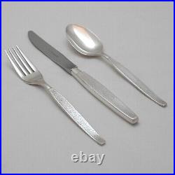 SILVER SANDS Design Oneida Community Silver Service 44 Piece Set of Cutlery