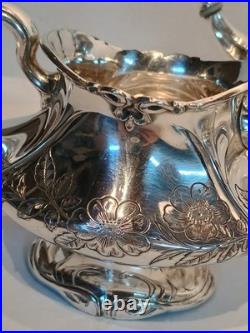 STUNNING Reed & Barton silver plated Etched coffee/tea set 5 Piece Set Floral
