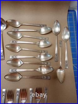 Set 68 Piece-CORONATION Silverware-Oneida Community-Silver Plate