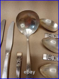Set 68 Piece-CORONATION Silverware-Oneida Community-Silver Plate