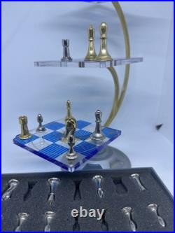Star Trek 3 Dimensional Chess Set By Franklin Mint 1994 Gold/Silver Plate Pieces