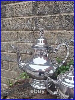 Stunning Tea Coffe Service. Onieda USA silverplated 4 Piece Set. Victorian Style