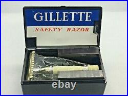 Unused Vintage 1930s Gillette No 77 Silver Plated Two Piece Razor Bakelite Set