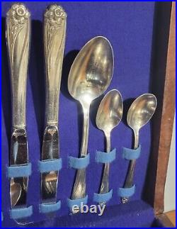 Vintage 1847 Rogers Bros Daffodil 44 Piece Silverware Flatware Set Silver Plate