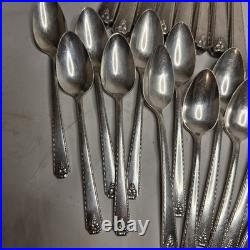 Vintage 1945 Oneida Prestige BORDEAUX Silver Plate Flatware 78 Piece Lot Spoons Vintage 1945 Oneida Prestige BORDEAUX Silver Plate Flatware 78 Piece Lot Spoons