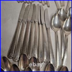 Vintage 1945 Oneida Prestige BORDEAUX Silver Plate Flatware 78 Piece Lot Spoons Vintage 1945 Oneida Prestige BORDEAUX Silver Plate Flatware 78 Piece Lot Spoons