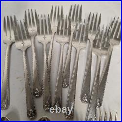 Vintage 1945 Oneida Prestige BORDEAUX Silver Plate Flatware 78 Piece Lot Spoons Vintage 1945 Oneida Prestige BORDEAUX Silver Plate Flatware 78 Piece Lot Spoons