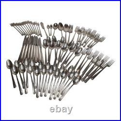 Vintage 1945 Oneida Prestige BORDEAUX Silver Plate Flatware 78 Piece Lot Spoons Vintage 1945 Oneida Prestige BORDEAUX Silver Plate Flatware 78 Piece Lot Spoons