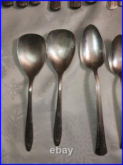 Vintage 25 Piece Silver Plate Sevice wear. Mixed lot